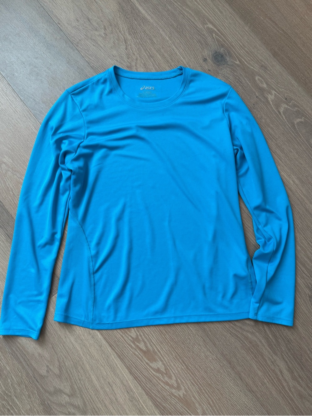 Asics women’s Long-Sleeve Performance Shirt - Blue